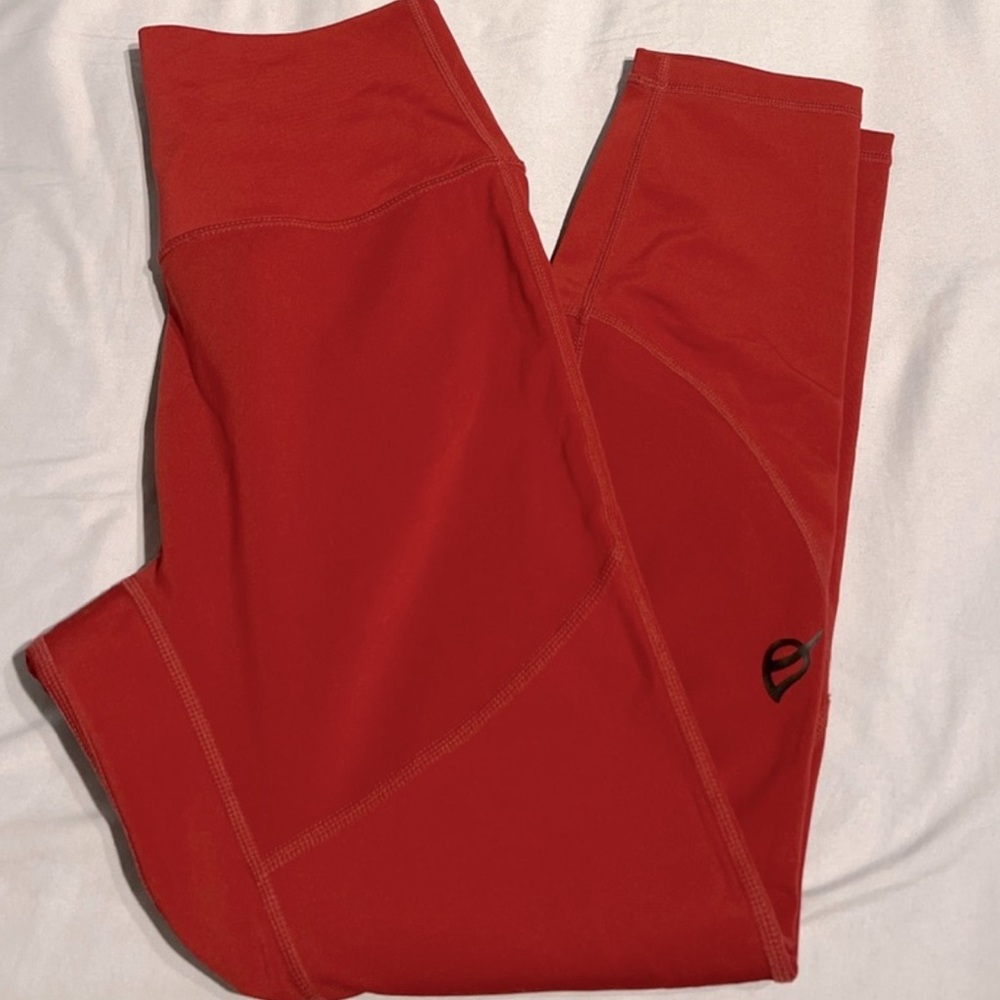 P'Tula Activewear Leggings. Like New!